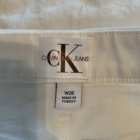 Used Calvin klein women’s skirts size W26 in white color - Picture 2 of 7
